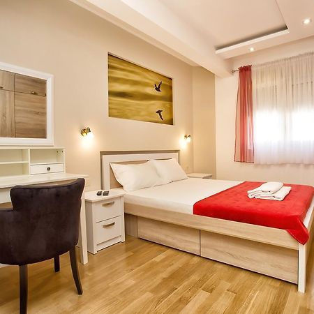 Lux Apartment Goodness Kotor Bagian luar foto