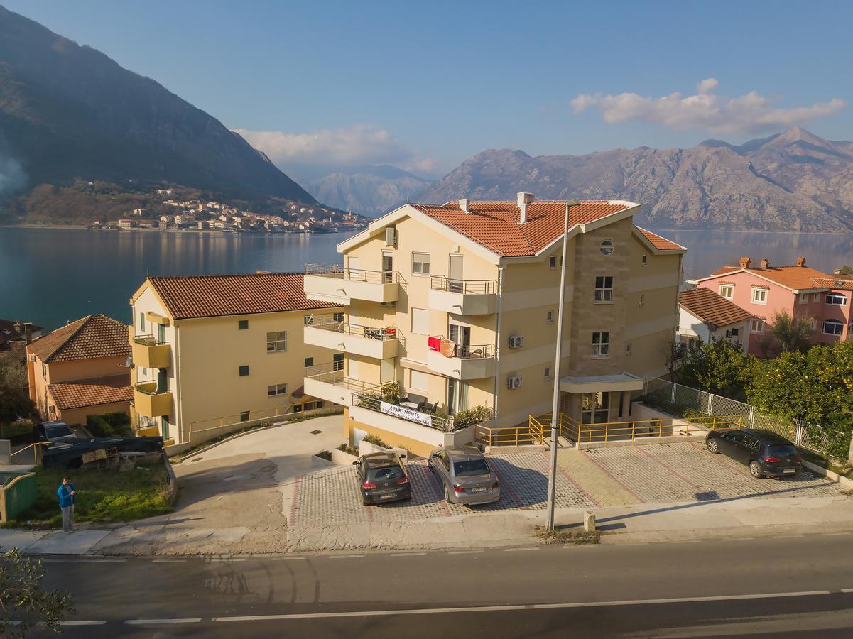 Lux Apartment Goodness Kotor Bagian luar foto