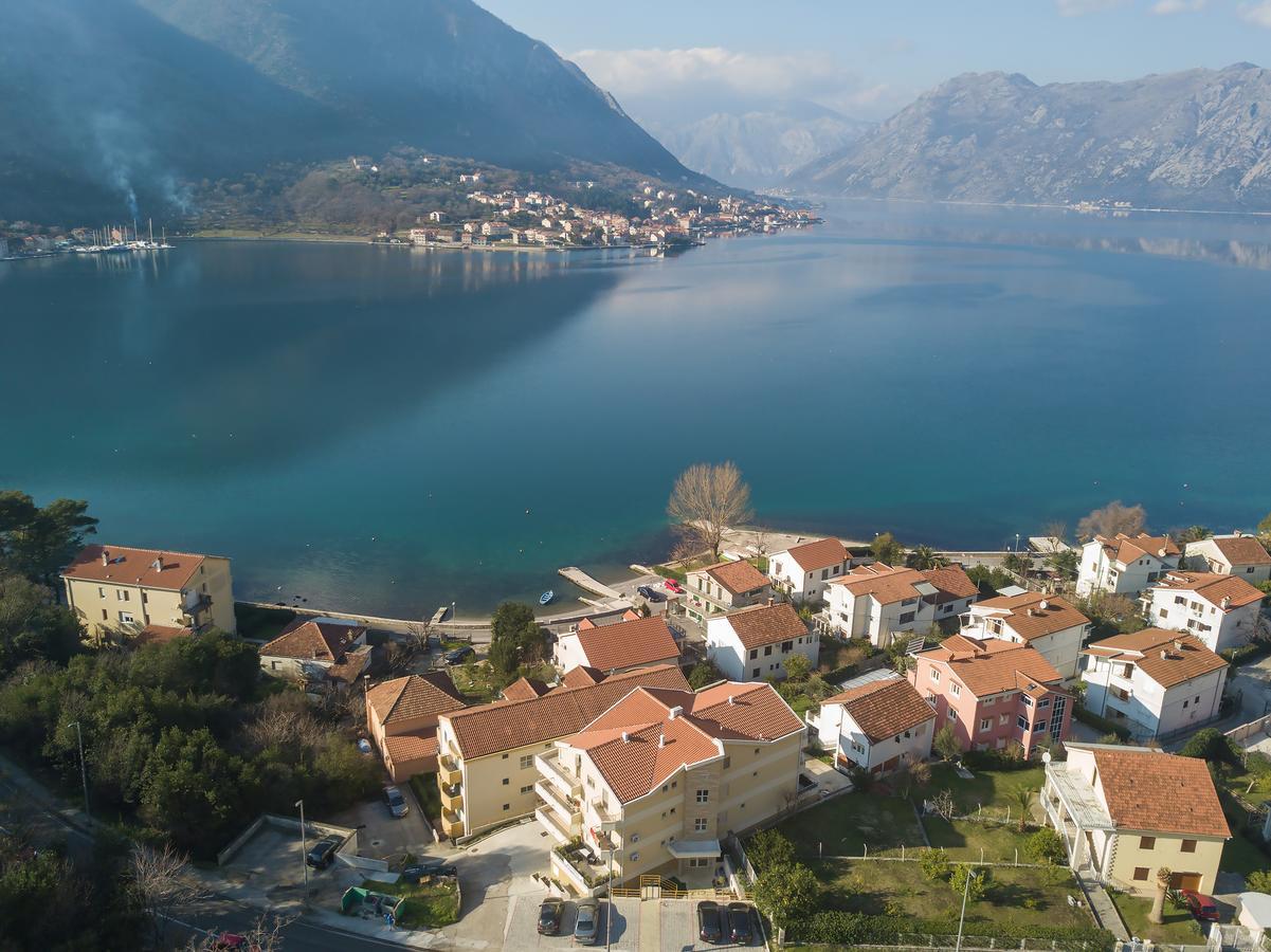 Lux Apartment Goodness Kotor Bagian luar foto