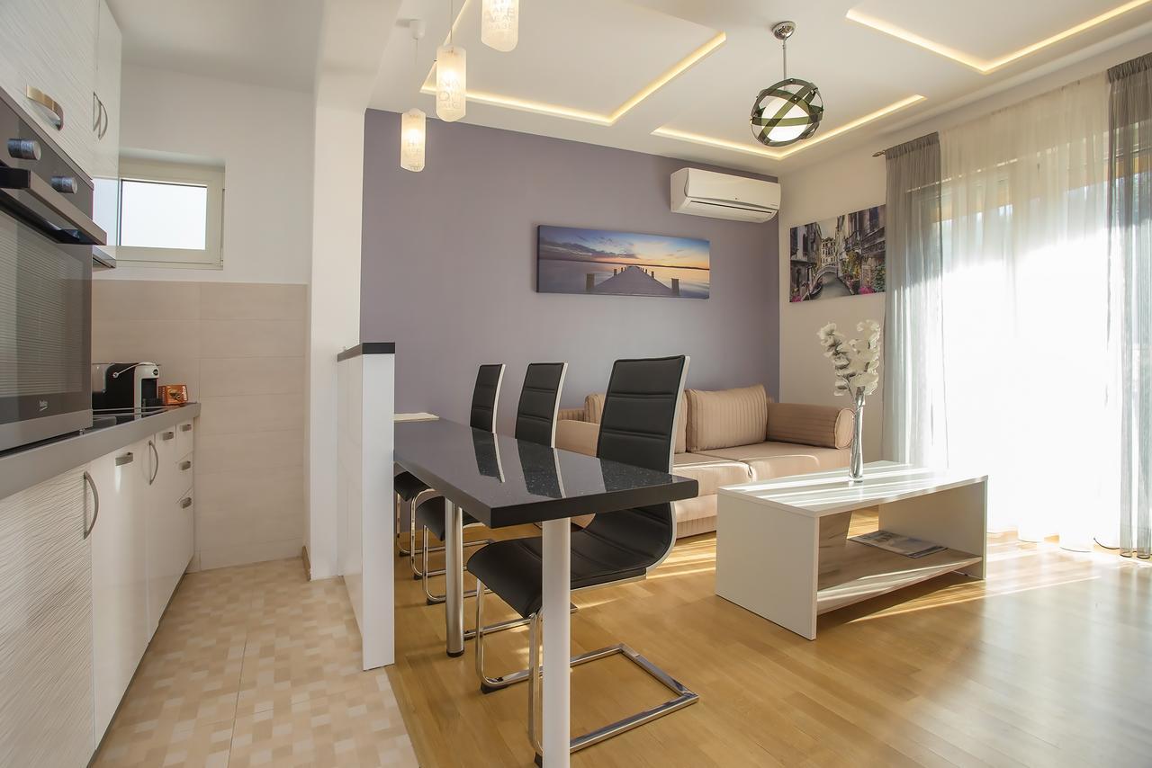 Lux Apartment Goodness Kotor Bagian luar foto