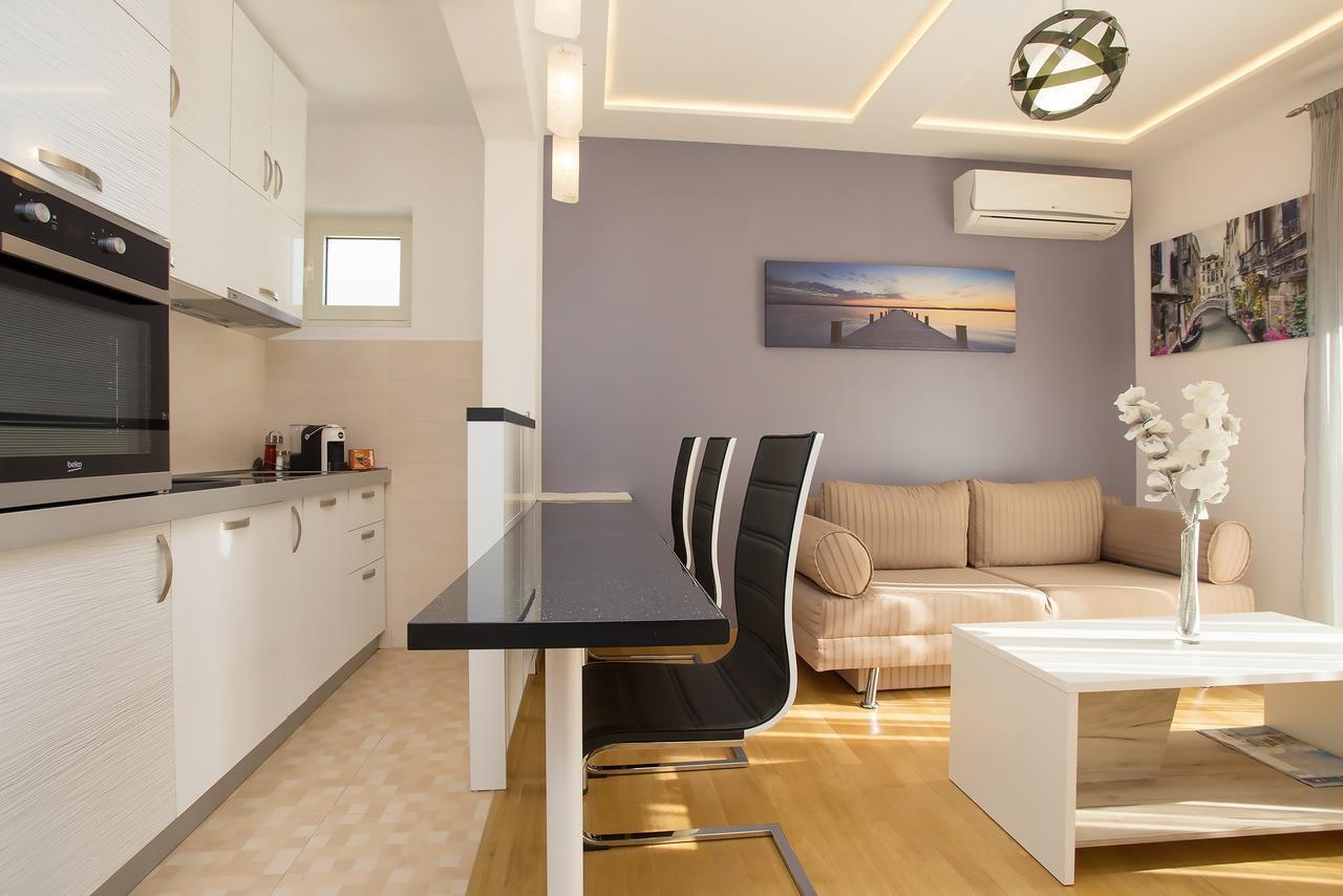 Lux Apartment Goodness Kotor Bagian luar foto