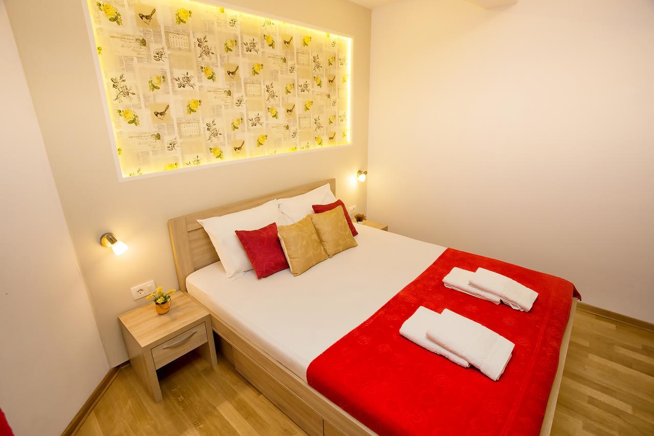 Lux Apartment Goodness Kotor Bagian luar foto