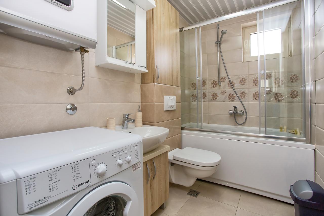 Lux Apartment Goodness Kotor Bagian luar foto