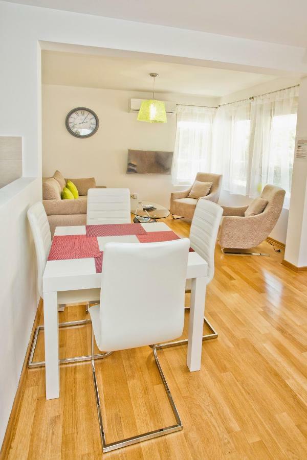 Lux Apartment Goodness Kotor Bagian luar foto